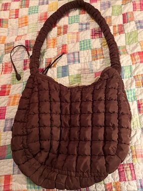 Quilted Puffer Shoulder Bag in Brown